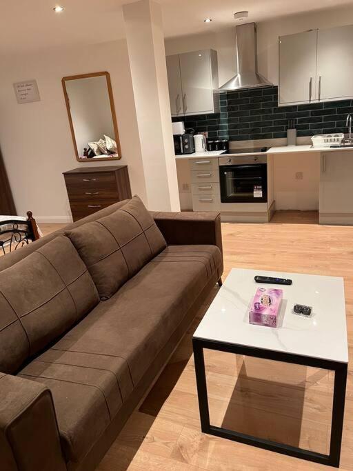 010- Lovely One Bedroom In Ealing F6 Exterior photo